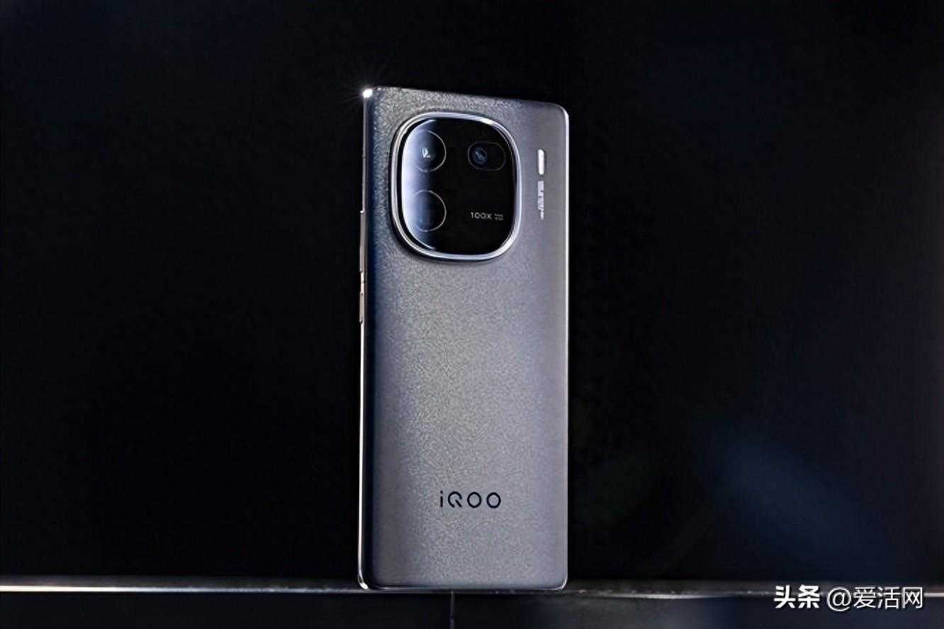 iQOO12Pro赛道版好看吗?怎么样