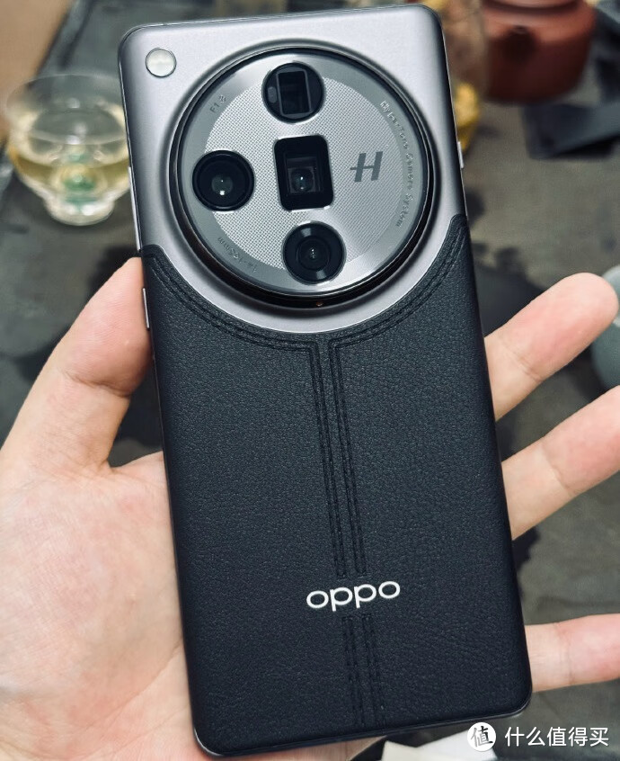 OPPO Find X7 Ultra，1英寸双潜望四主摄，比iPhone 15贵？