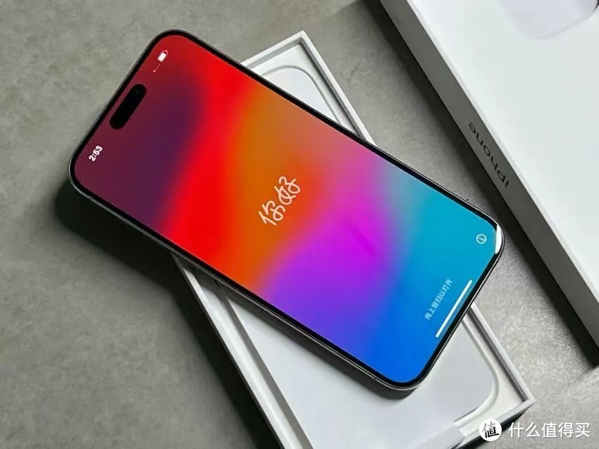 iPhone15Pro Max降价1050元：高端市场的新宠