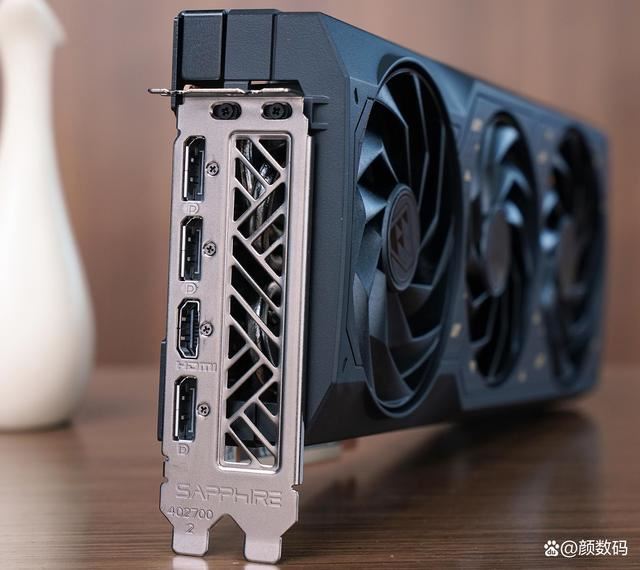 RX6750GRE和RTX4060差距有多大? 两款显卡性能对比评测