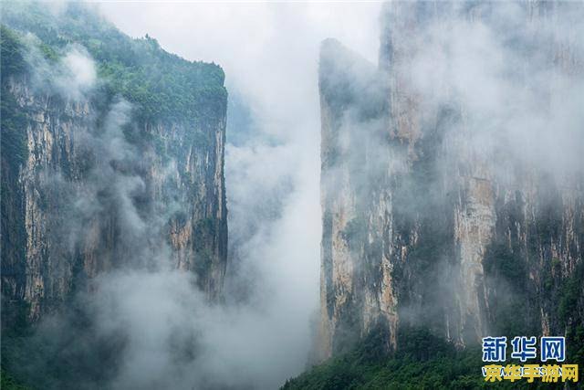 原神 石门 原神石门：探索与传说的交汇之地