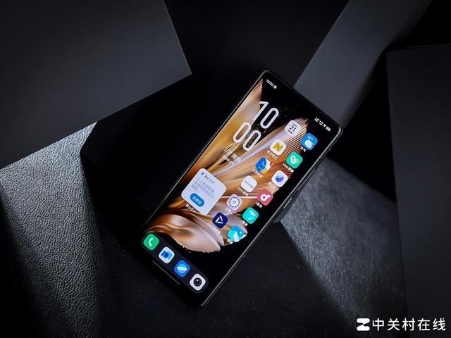 这才是最强大折叠! vivo X Fold3 Pro首发评测