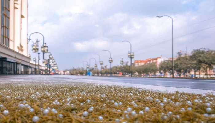 强龙卷风袭击广州 特大暴雪现身北方