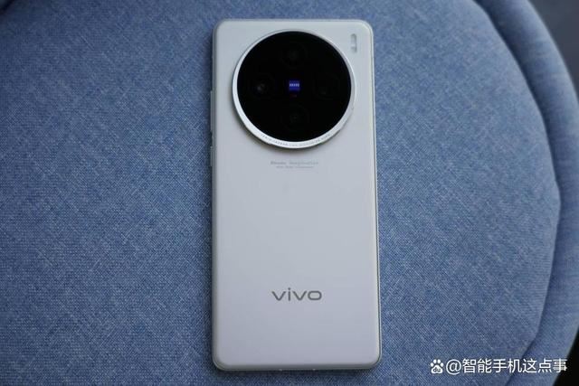 为什么劝大家考虑vivo X100S而不是S Pro版? 两款手机对比分析