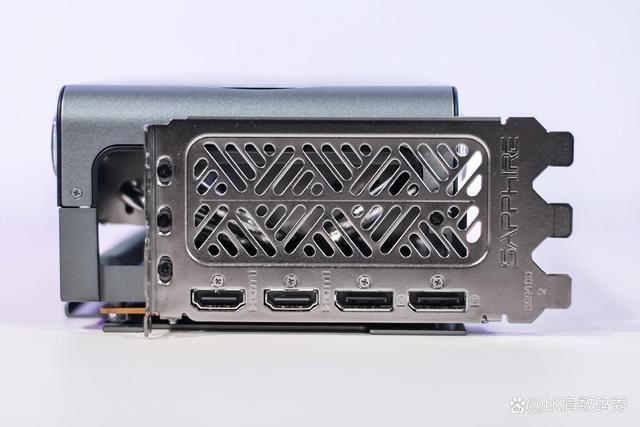 性价比爆棚! 蓝宝石AMD Radeon RX 7900 XT超白金OC显卡评测