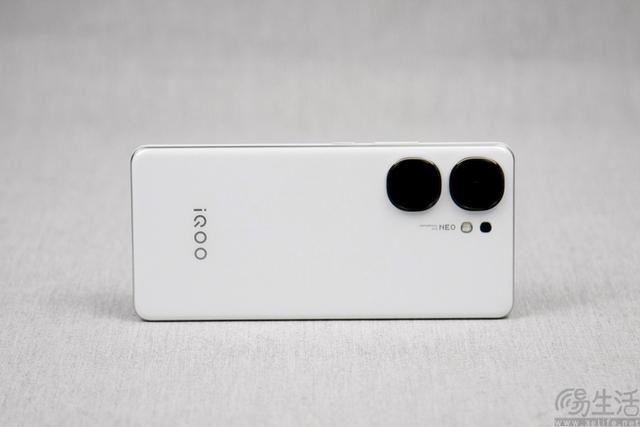 暑期档最强第三代骁龙8性能旗舰来了 iQOO Neo9S Pro+全面评测