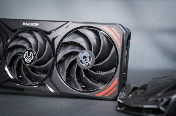 瀚铠rx770xt性能相当于rtx多少 瀚铠rx770xt显卡详细介绍