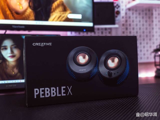 迷你音箱也能嗨翻天! 创新PEBBLE X桌面迷你音箱测评