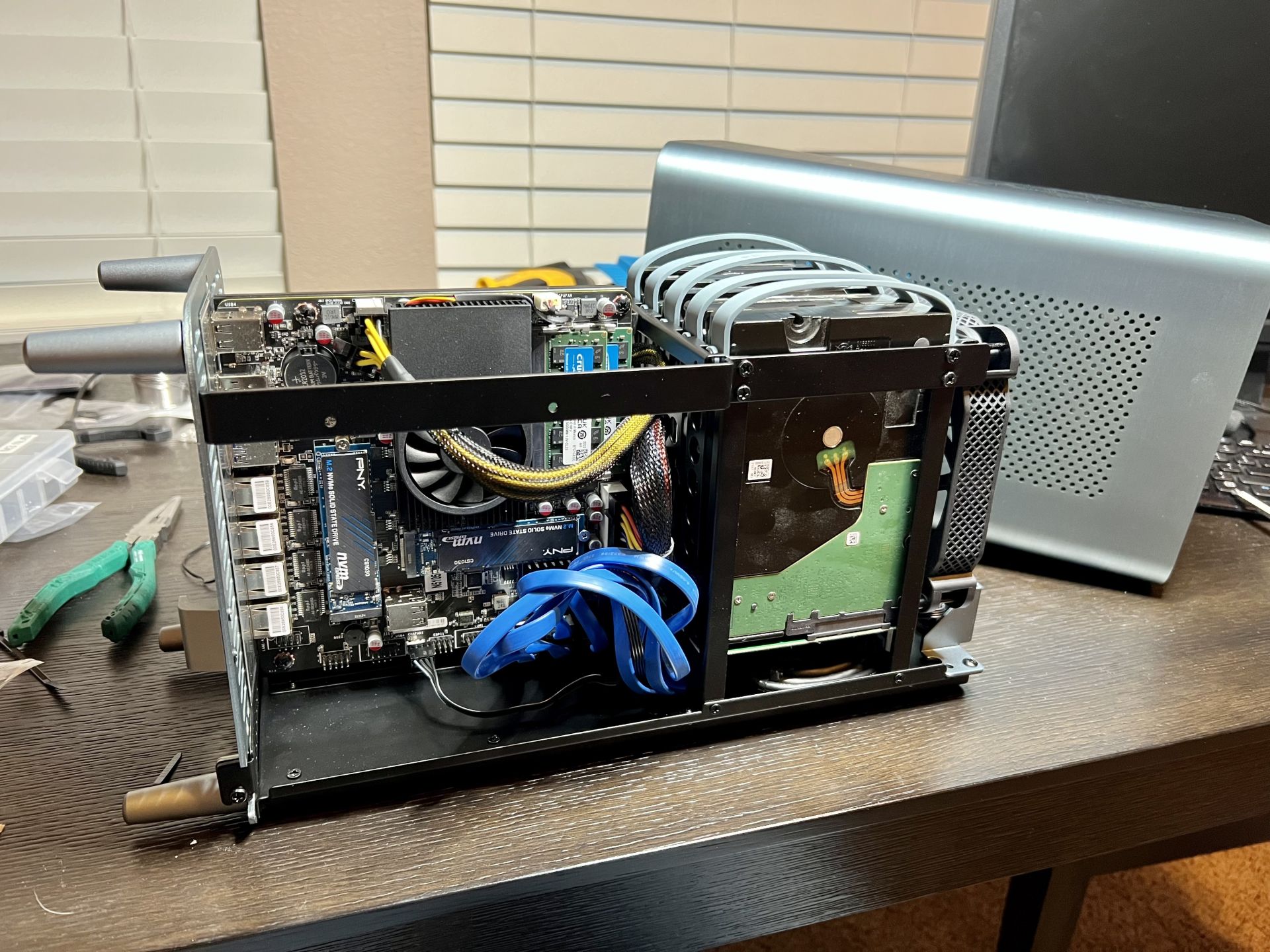 DIY NAS