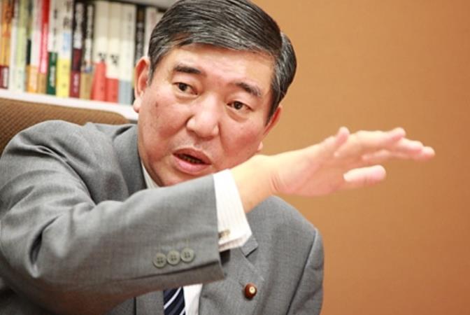 日本首相石破茂