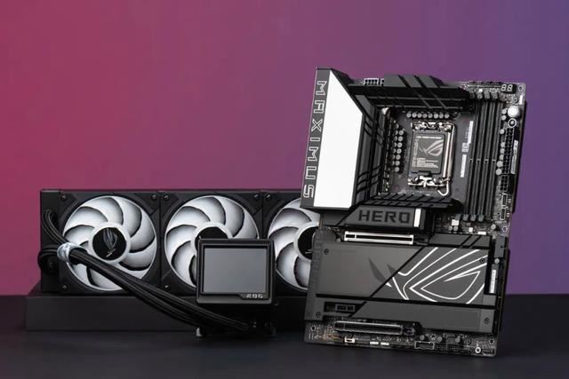 华硕ROG MAXIMUS Z890 HERO+龙神3 EXTREME水冷豪华套包测评