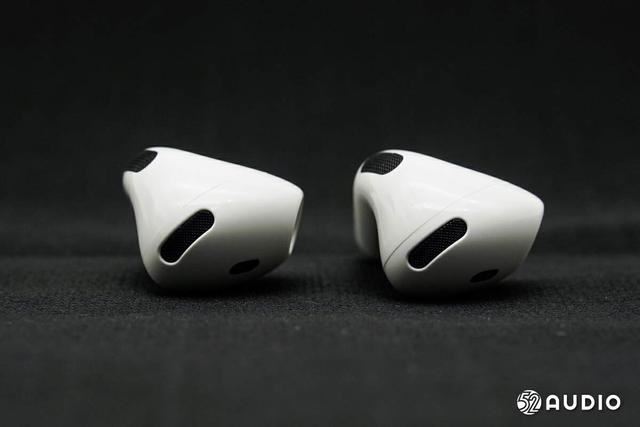 苹果 AirPods 4 降噪版与普通版有何区别? AirPods4降噪与普通版对比