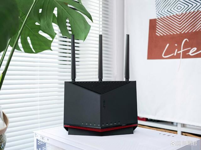 86U经典再续 旗舰硬件全面下放! 华硕RT-BE86U WiFi7路由器测评