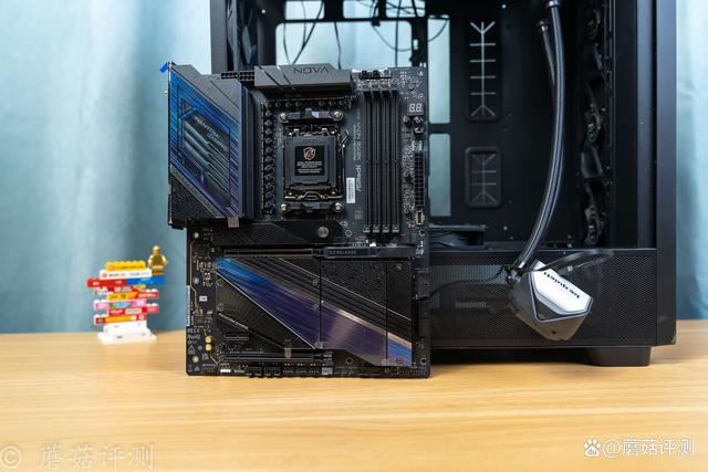 适用于AMD Zen 5处理器! 华擎PG X870E NOVA主板拆解测评