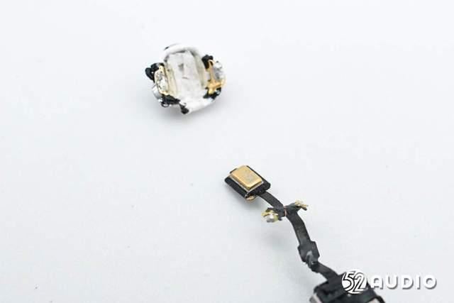 Apple苹果AirPods 4真无线耳机标准版拆解测评