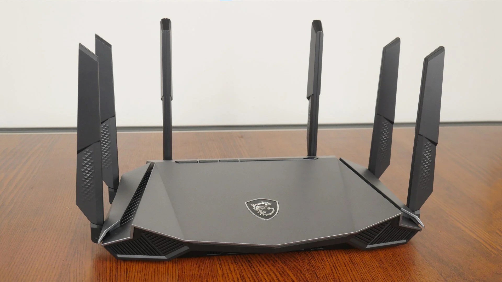 三频路由器 Tri band router