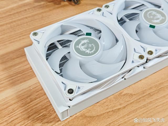 14代14700K用啥散热! 微星MAG CORELIQUID I360水冷散热器评测