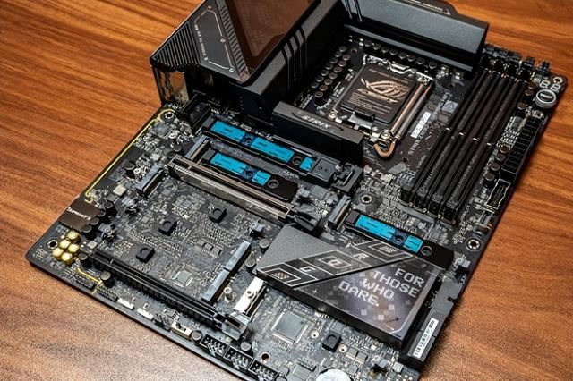 酷睿Ultra旗舰座驾全新升级! 华硕 ROG STRIX Z890-E主板首发评测