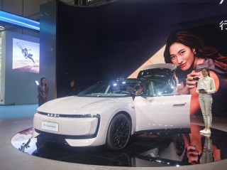 上汽奥迪双王牌首秀亮相上海车展，油电双驱动开启未来新篇章