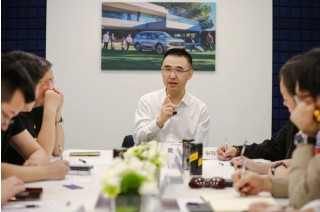 长安福特杨大勇，差异化战略破解内卷，高端路线赢取未来前景的战略解读