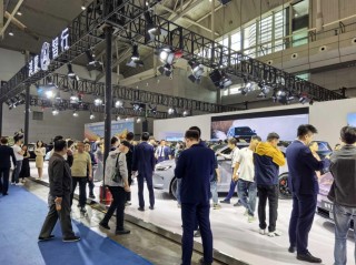 2025新疆五一车展盛大开幕，新车盛宴、优惠狂欢与体验升级同启