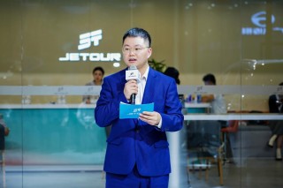 捷途七座方盒子加长版西安上市，启程向往新程，售价17.99万起开启新征程
