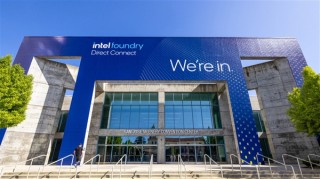 Intel代工传递信任与合作信号，18A量产逼近，14A研发进展顺利