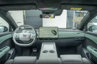 东风日产N7中大型车，搭载快充技术与宽敞空间，能否以11.99万起的优势赢得市场？