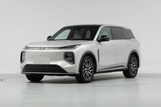 家用首选对决，长安启源Q07与比亚迪宋PLUS，新与旧的抉择