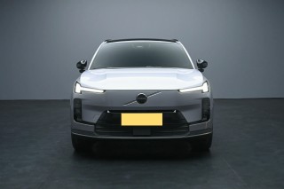 沃尔沃全新混动SUV XC70首发亮相，新平台打造，年内期待上市