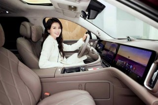 问界M9 2025款，豪华智能新标杆，创纪录的3.6万大定订单在21天内突破！